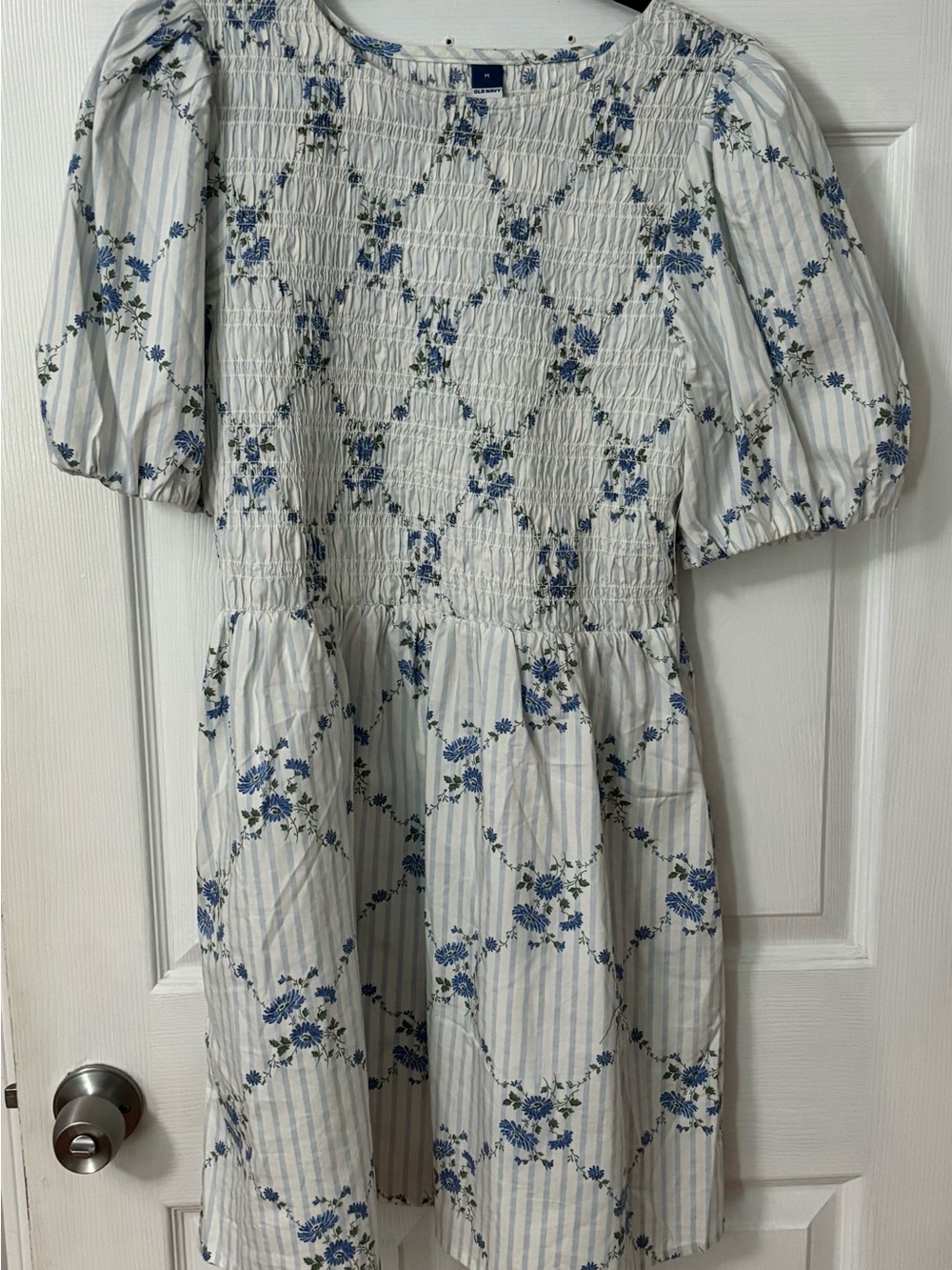 3 Old Navy Navy Smocked Puff Sleeve Casual Dresses
